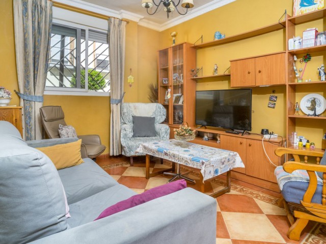 Villa avec 6 Chambres  à Fuengirola