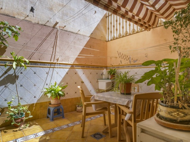 Villa avec 6 Chambres  à Fuengirola