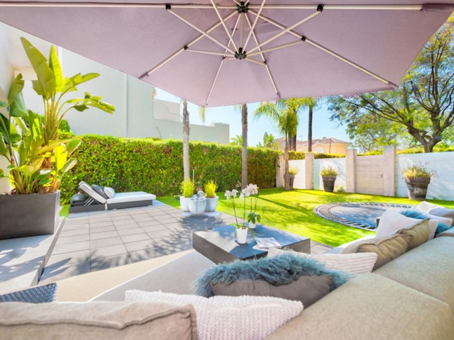 4 Schlafzimmer Villa in Guadalmina Baja