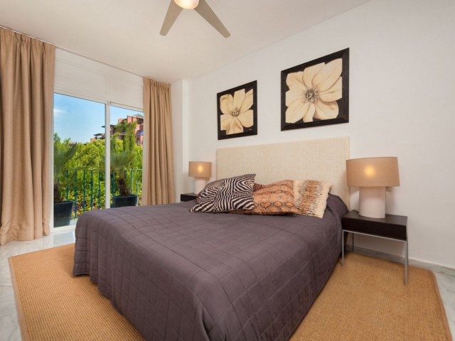 4 Schlafzimmer Villa in Guadalmina Baja