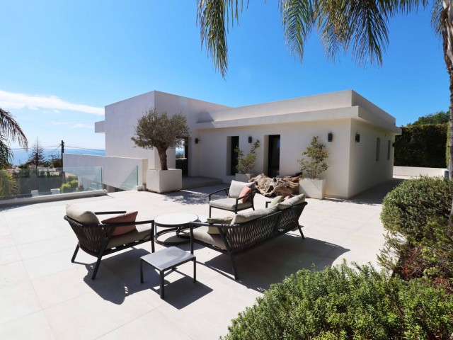 Villa avec 5 Chambres  à El Chaparral