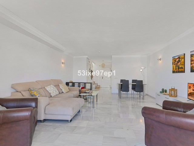 Maison mitoyenne avec 2 Chambres  à Fuengirola