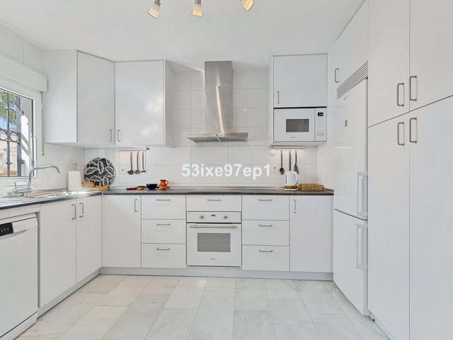 Maison mitoyenne avec 2 Chambres  à Fuengirola