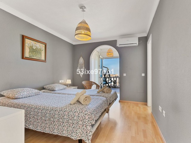 Maison mitoyenne avec 2 Chambres  à Fuengirola