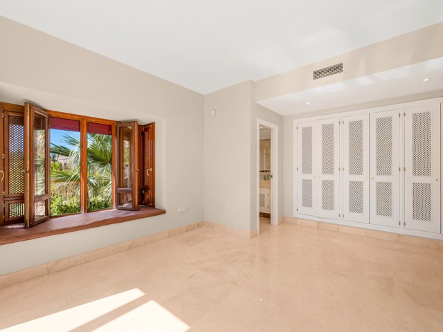 3 Bedrooms Apartment in San Pedro de Alcántara