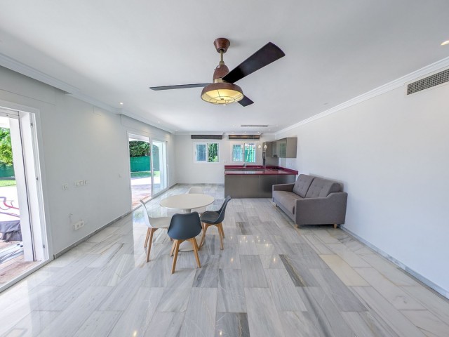 5 Makuuhuoneen Huvila Nueva Andalucía