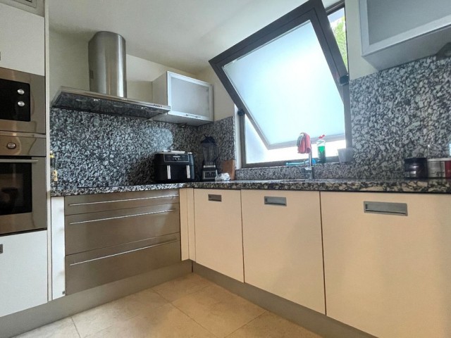 2 Slaapkamer Appartement in Los Flamingos