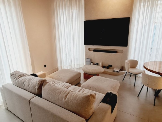 4 Bedrooms Apartment in Málaga Centro