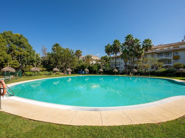 2 Sovrums Lägenhet i Puerto Banús