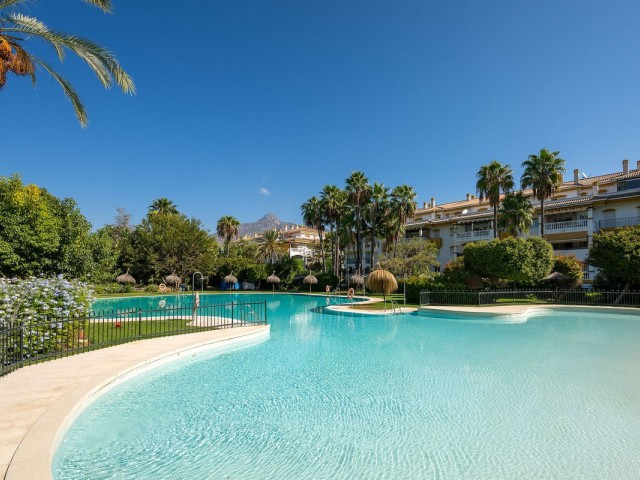 2 Sovrums Lägenhet i Puerto Banús