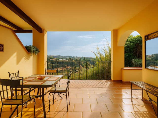 Apartment, Los Arqueros, R5191534