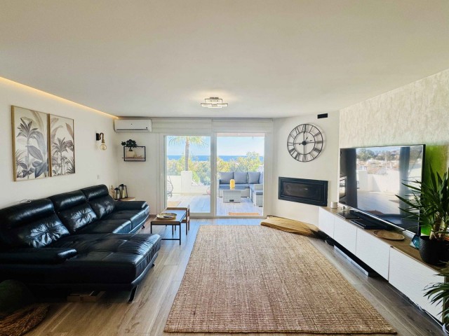 4 Makuuhuoneen Rivitalo Calahonda