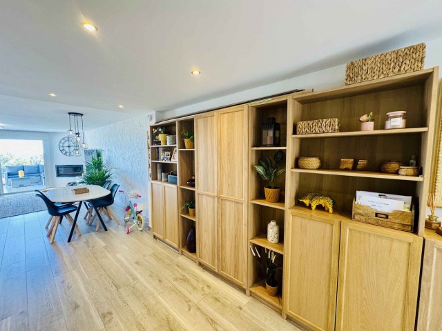 4 Makuuhuoneen Rivitalo Calahonda