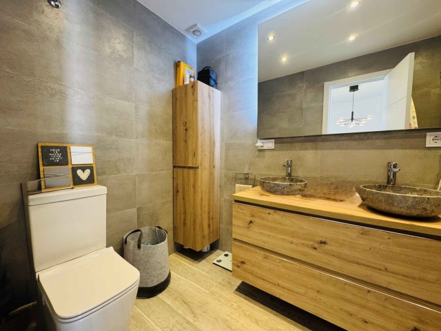 4 Makuuhuoneen Rivitalo Calahonda