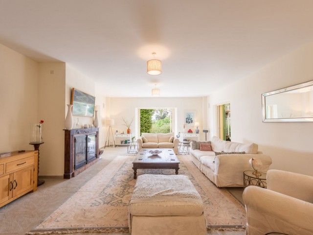 7 Bedrooms Villa in Sotogrande Alto