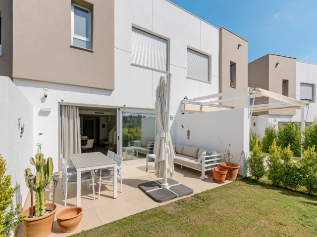 3 Schlafzimmer Reihenhaus in Estepona