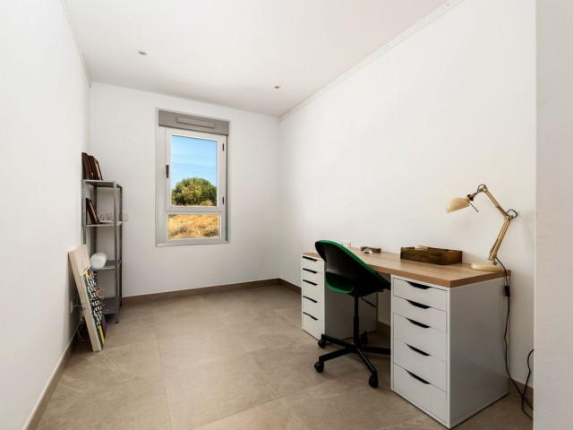 3 Bedrooms Townhouse in Estepona