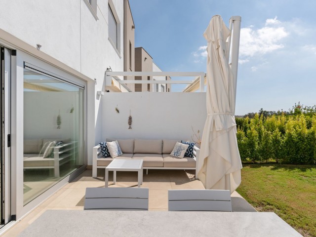 3 Bedrooms Townhouse in Estepona