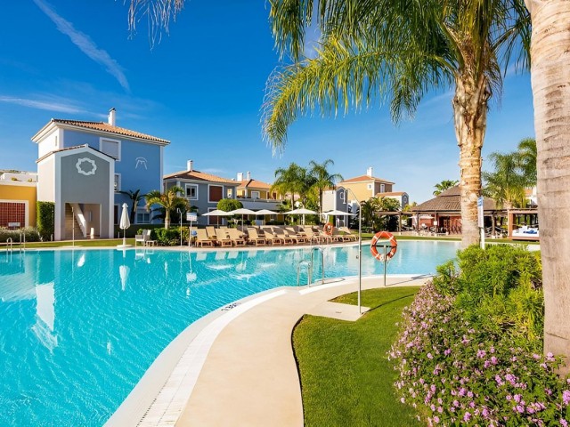 2 Bedrooms Apartment in El Paraiso