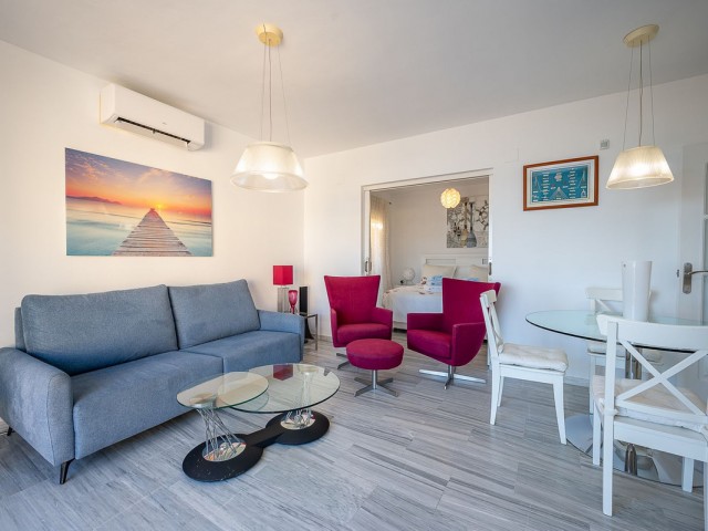 Apartment, La Cala, R5192122