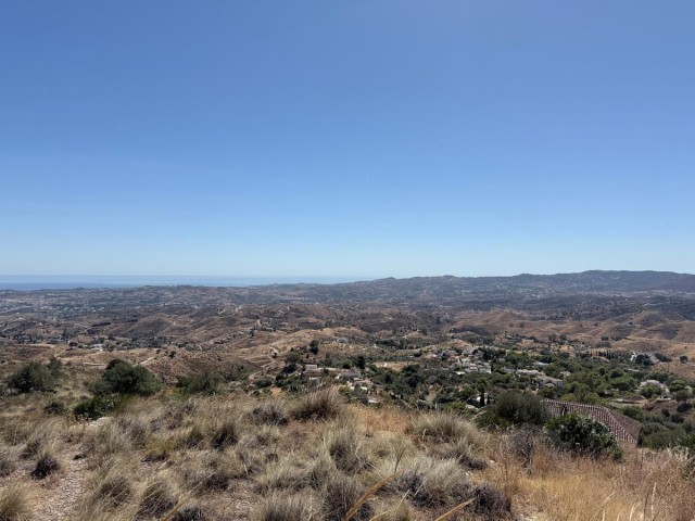  Plot in Mijas