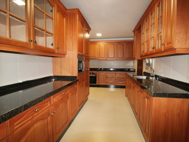 8 Slaapkamer Villa in Guadalmina Baja