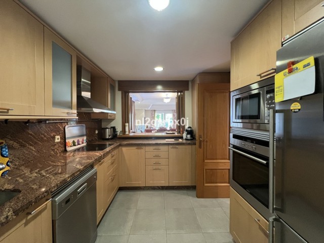 3 Makuuhuoneen Huvila Costalita