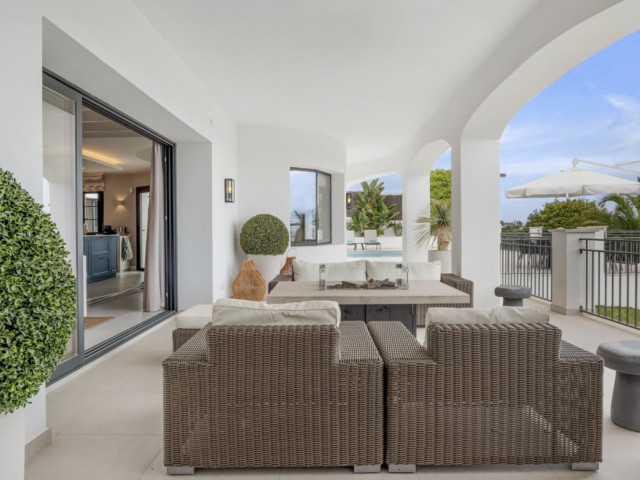 5 Soveroms Villa i Benahavís