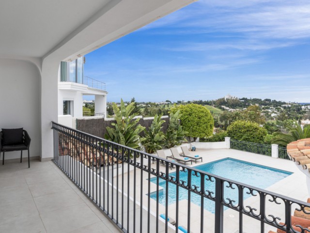 5 Soveroms Villa i Benahavís