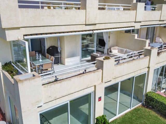 Apartment, El Chaparral, R5184943