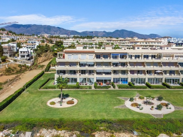 Apartment, El Chaparral, R5184943