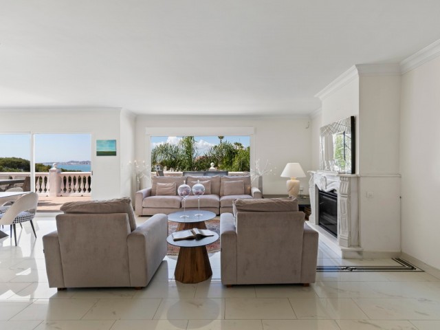 Villa avec 6 Chambres  à Benalmadena