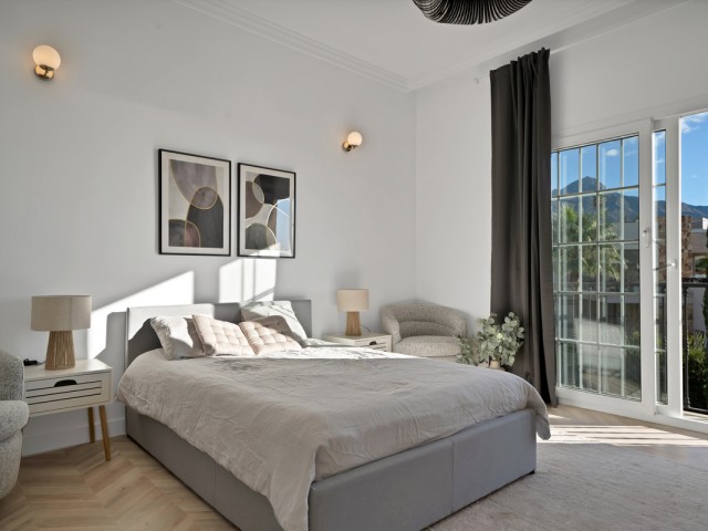 5 Slaapkamer Rijtjeshuis in Marbella