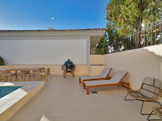 Maison mitoyenne avec 5 Chambres  à Marbella