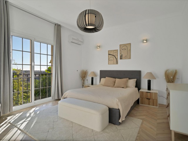 Maison mitoyenne avec 5 Chambres  à Marbella