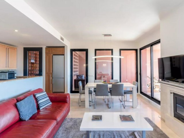 2 Bedrooms Apartment in Calahonda