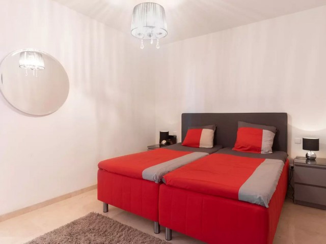 2 Bedrooms Apartment in Calahonda