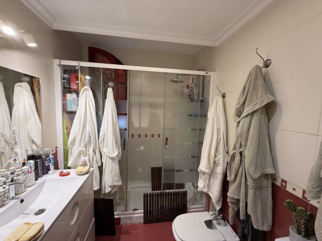 5 Bedrooms Villa in Benalmadena Costa