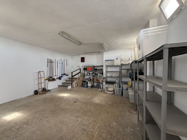 5 Soveroms Villa i Estepona