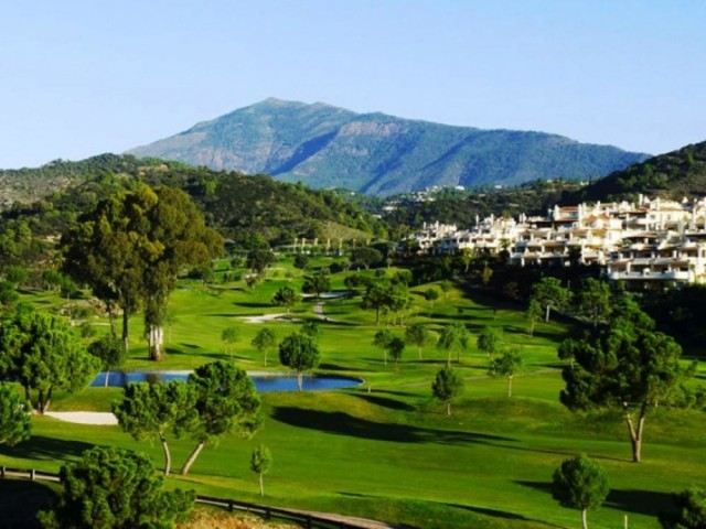 2 Sovrums Lägenhet i Benahavís