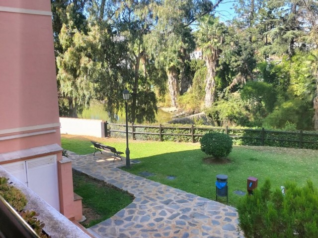 2 Slaapkamer Appartement in Nueva Andalucía