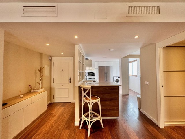 3 Bedrooms Apartment in Teatinos