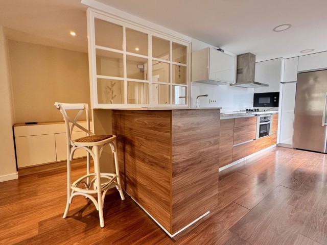 3 Bedrooms Apartment in Teatinos