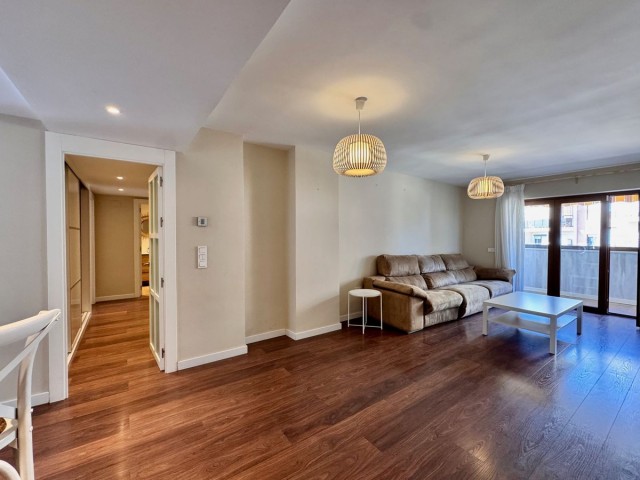 3 Bedrooms Apartment in Teatinos