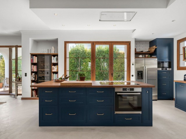 4 Soveroms Villa i Estepona