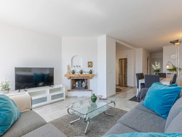 2 Bedrooms Apartment in Torrequebrada