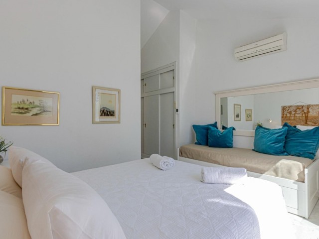 2 Bedrooms Apartment in Torrequebrada