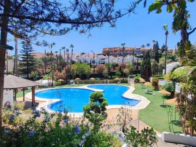 2 Bedrooms Apartment in Torrequebrada