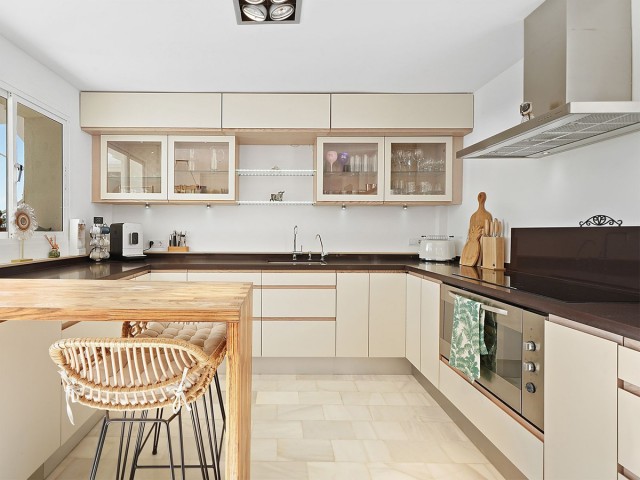 Apartment, Reserva de Marbella, R5193808