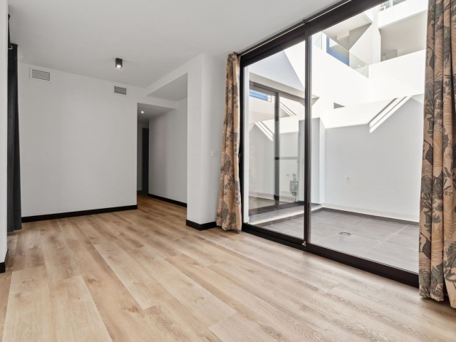 4 Bedrooms Apartment in Mijas